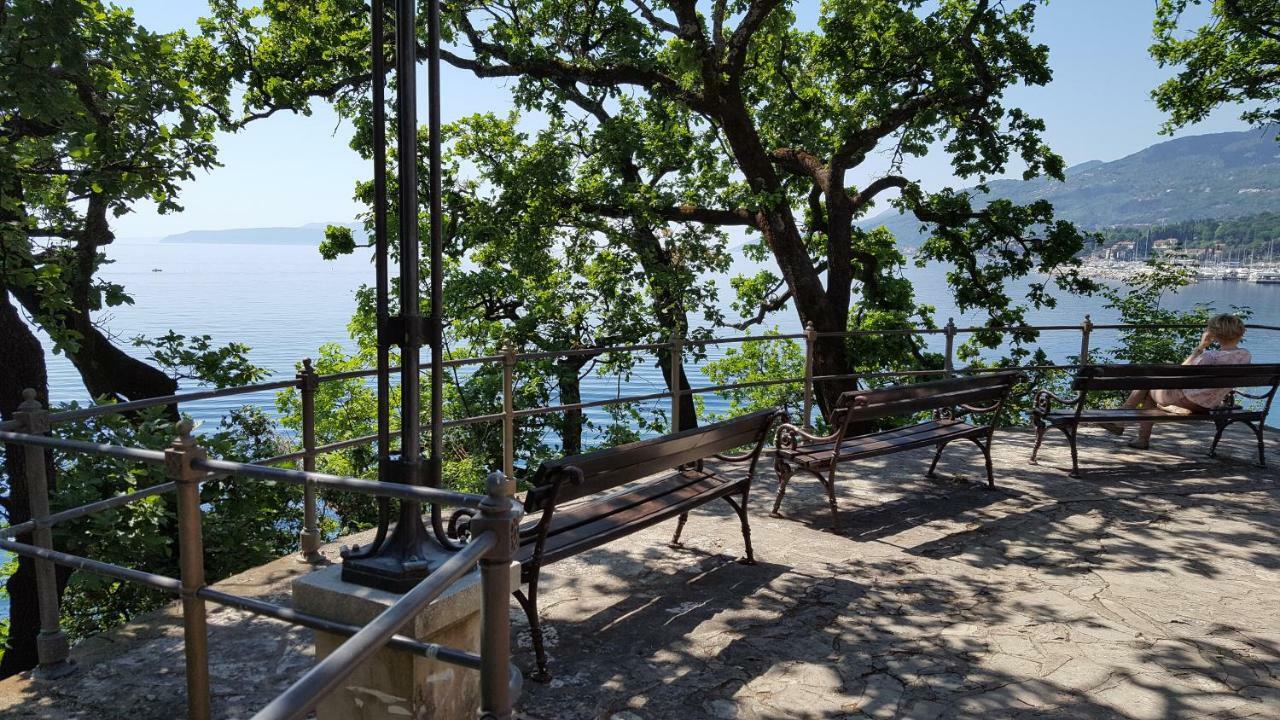 Ferienwohnung Josephine's Garden Opatija Exterior foto